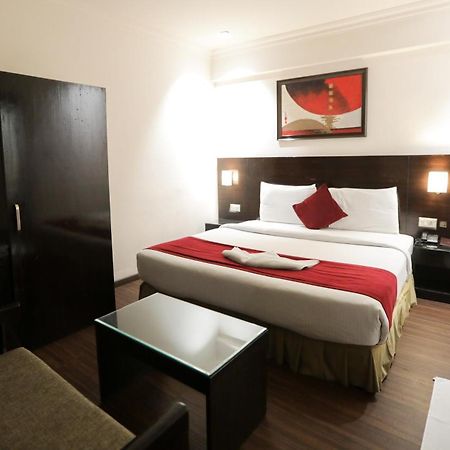 Anr Hotels Лакхнау Экстерьер фото