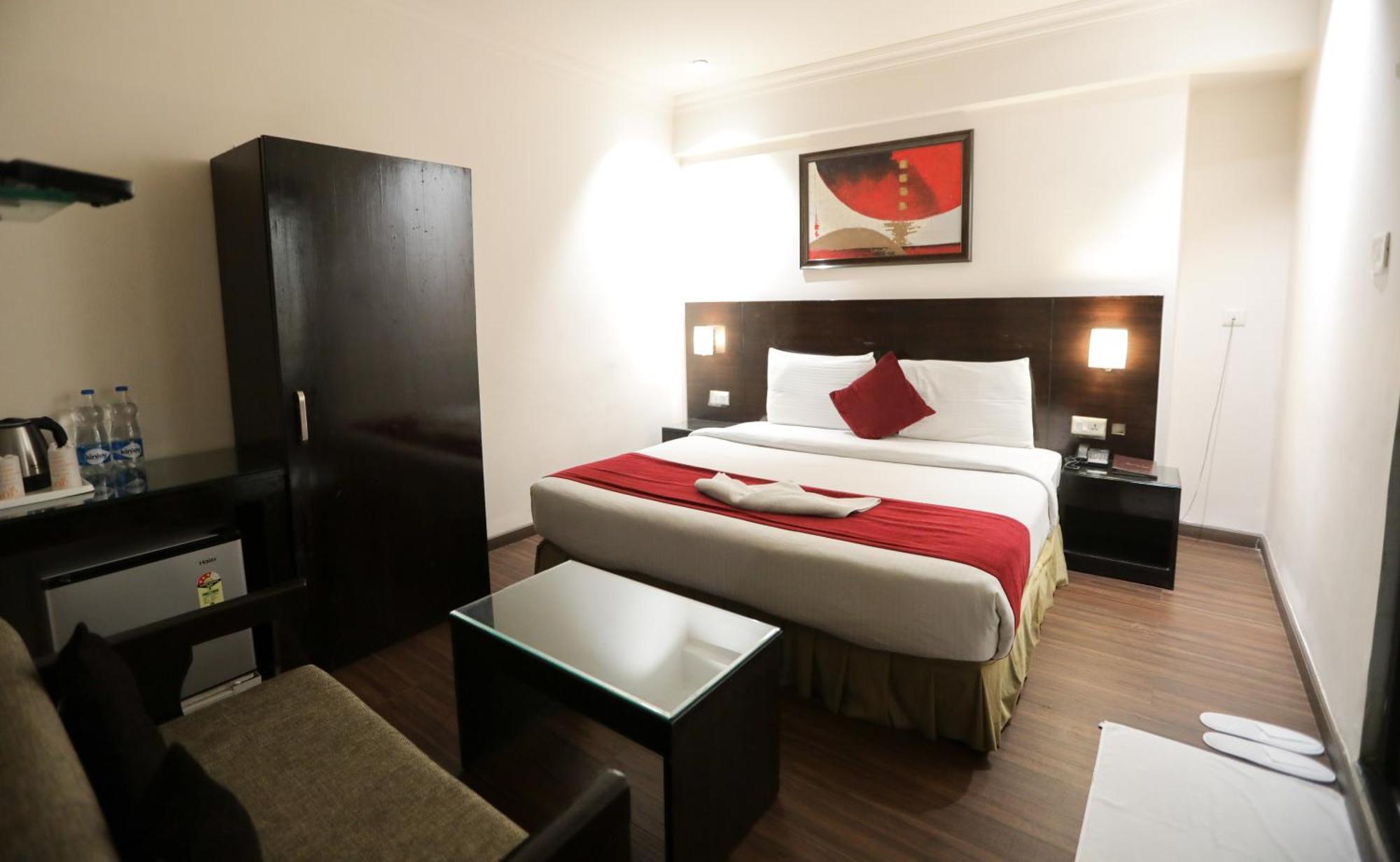 Anr Hotels Лакхнау Экстерьер фото