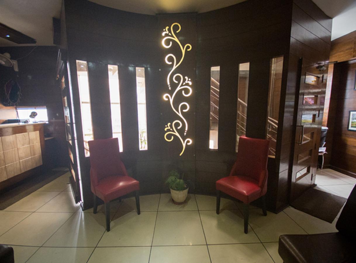 Anr Hotels Лакхнау Экстерьер фото