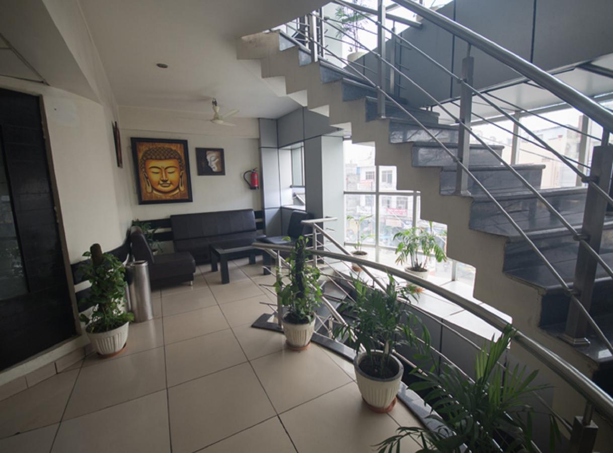 Anr Hotels Лакхнау Экстерьер фото