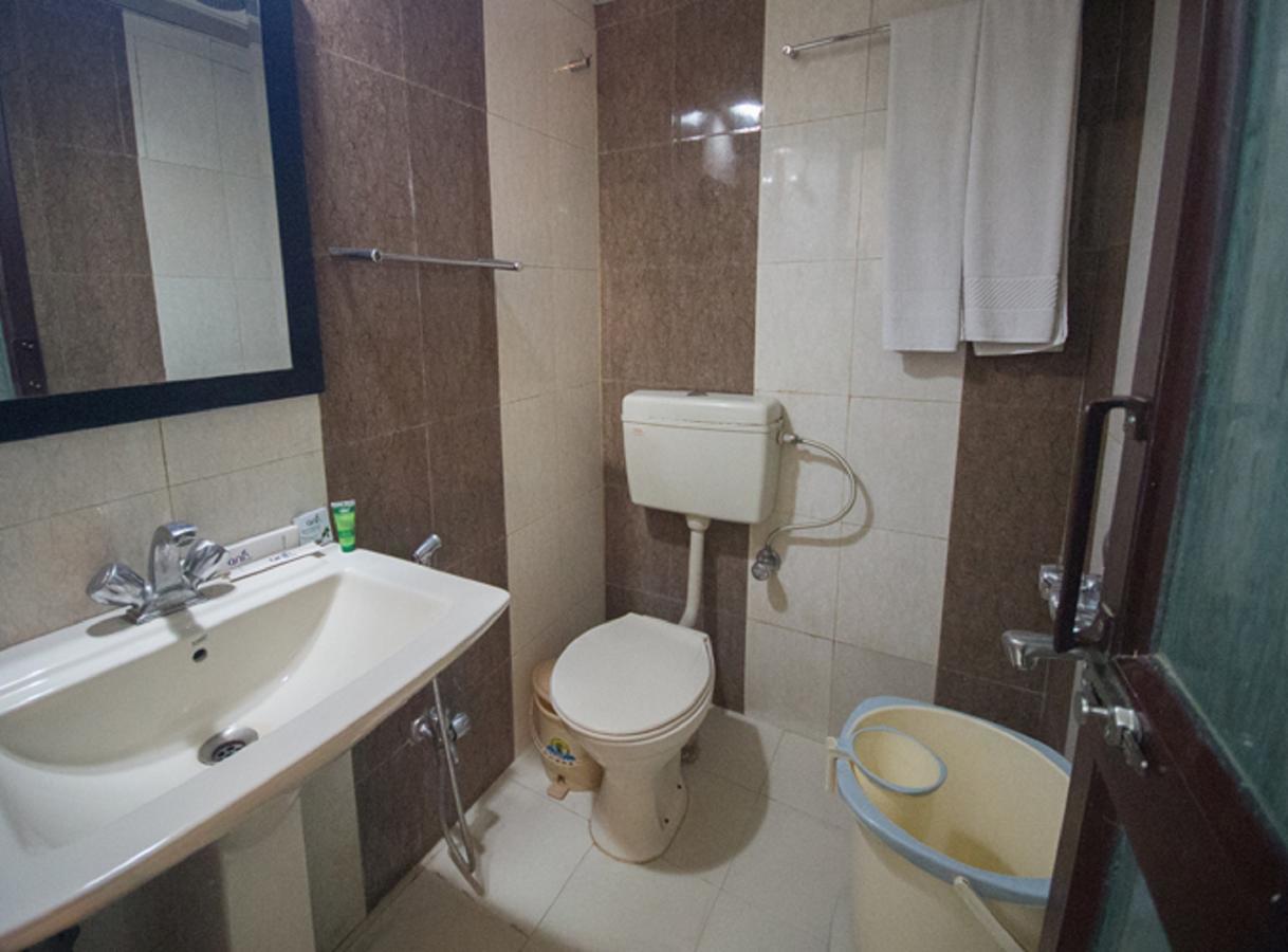 Anr Hotels Лакхнау Экстерьер фото